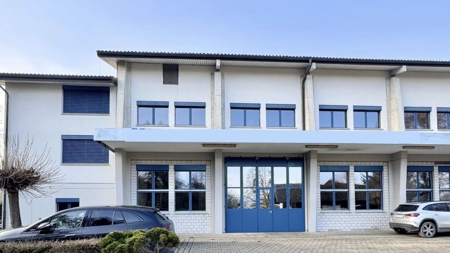 <font color=white><b>KAUFEN </b><br> Gewerbe/Wohnen/Büro TG</font>