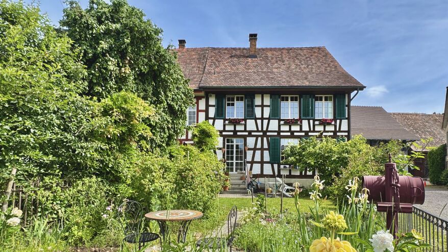 <font color=white><b> KAUFEN </b><br> Riegelhaus ZH </font>