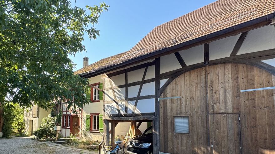 <font color=white><b> KAUFEN </b><br> Riegelhaus/Scheune ZH</font>